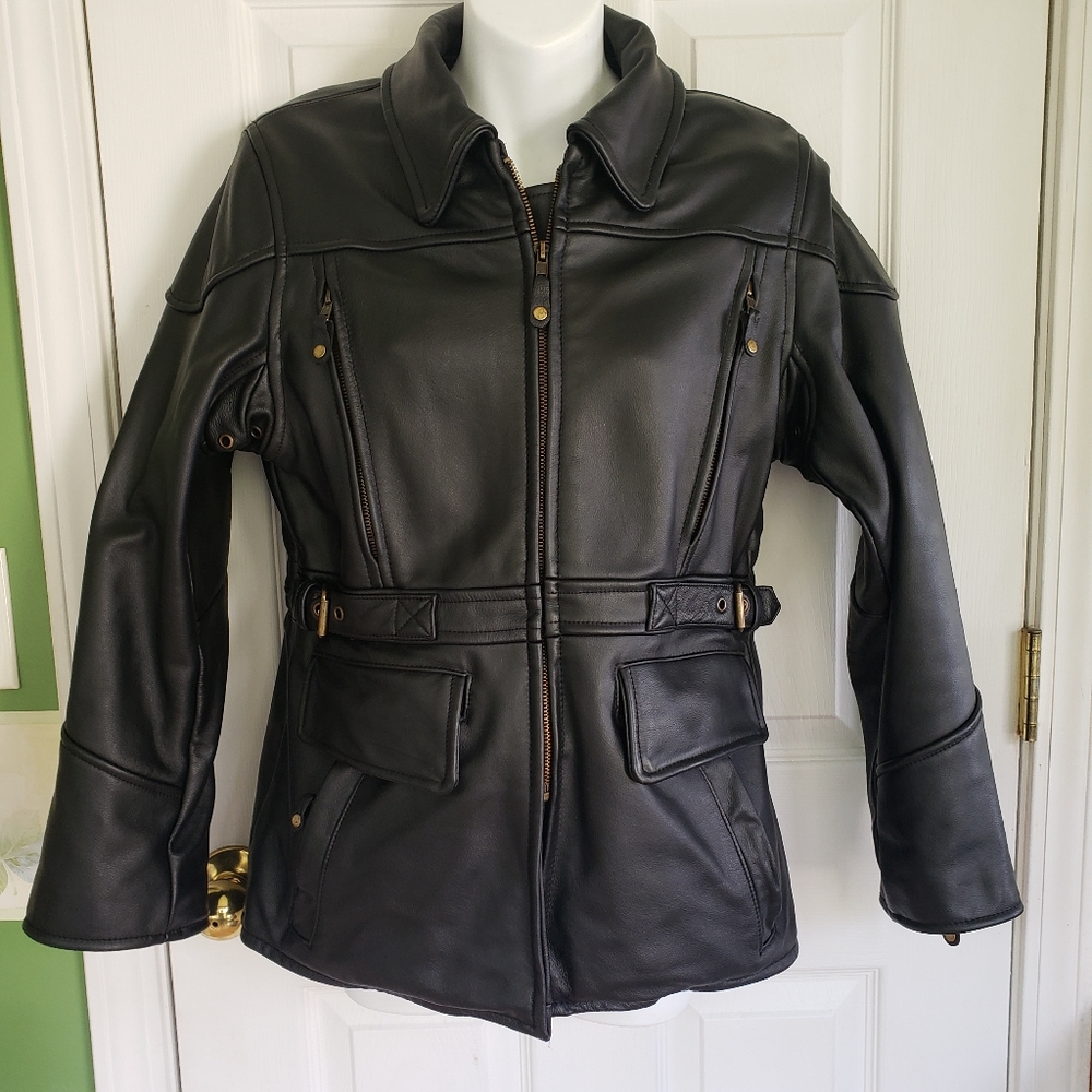Motorcycle jacket women's size small  by Universal Rider zip out lining